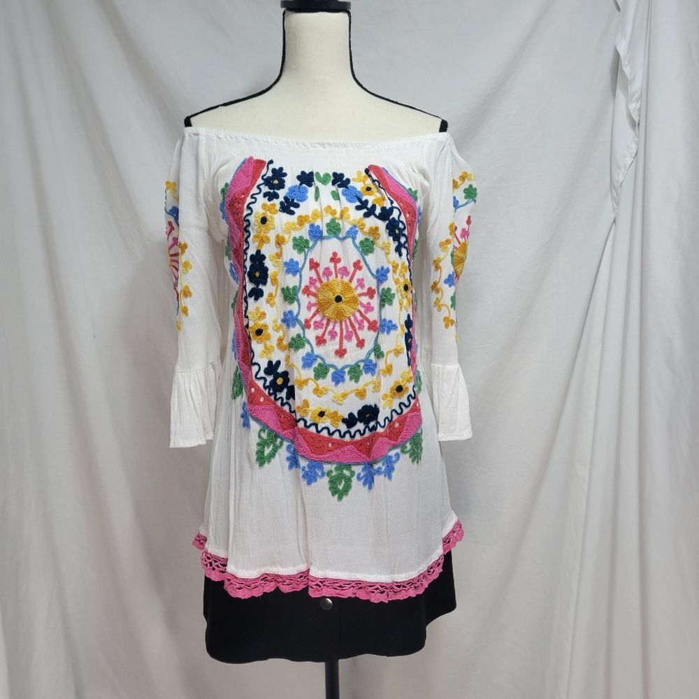 A&A Clothing, cotton and embroidered 3/4 sleeve peasant tunic  blouse, size S